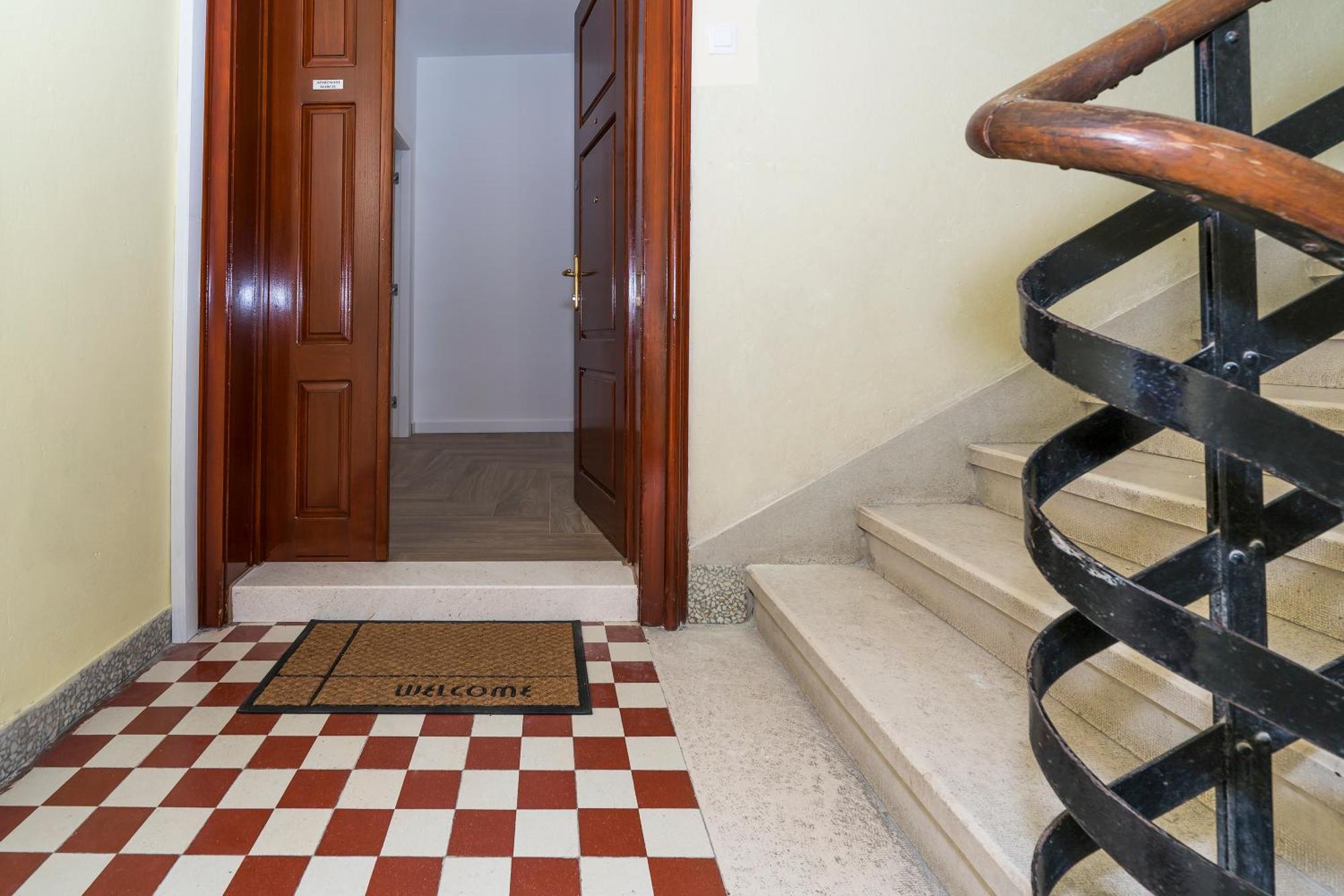 Studio Apartments Marcel Split Zewnętrze zdjęcie