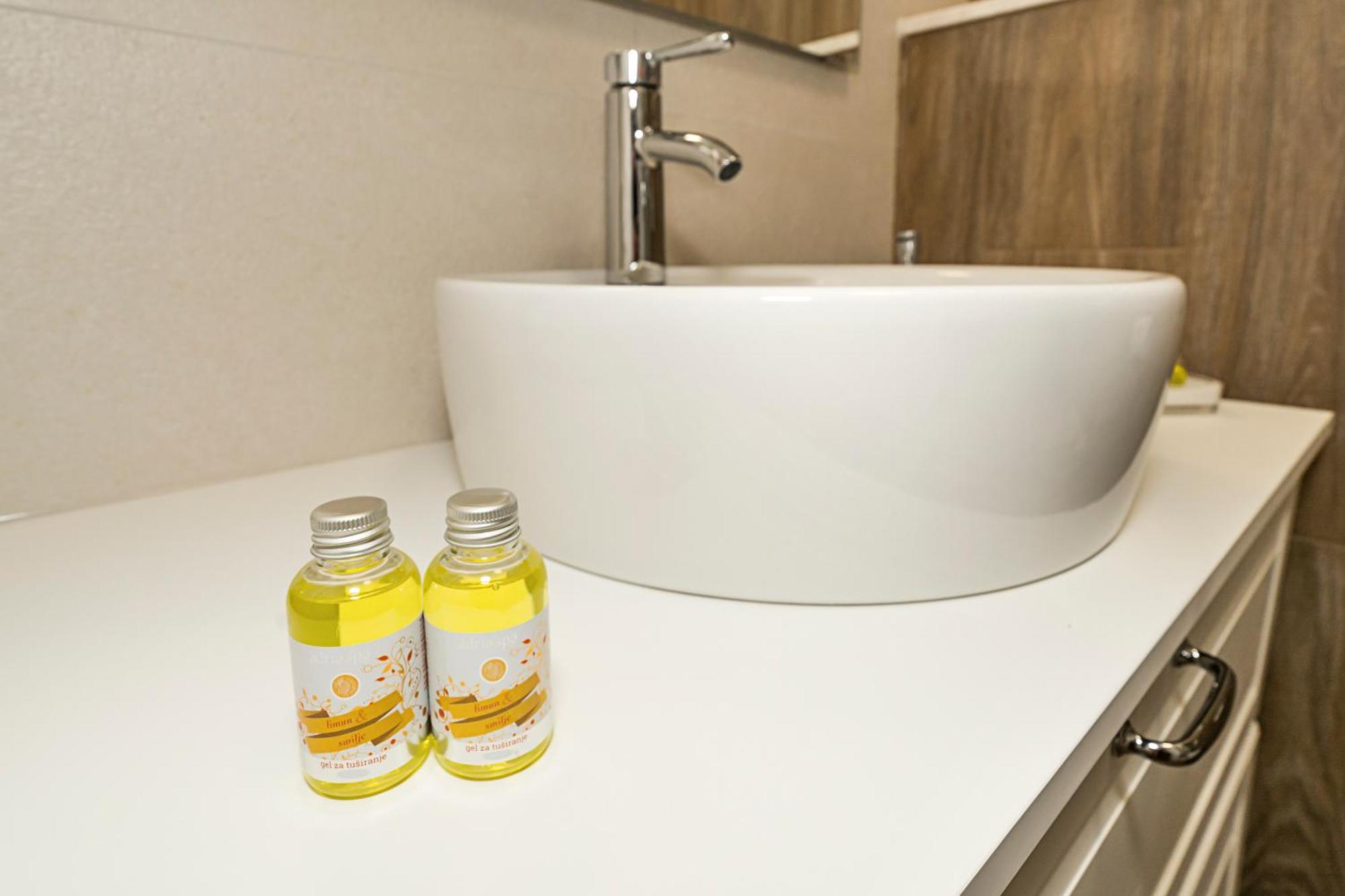 Studio Apartments Marcel Split Zewnętrze zdjęcie